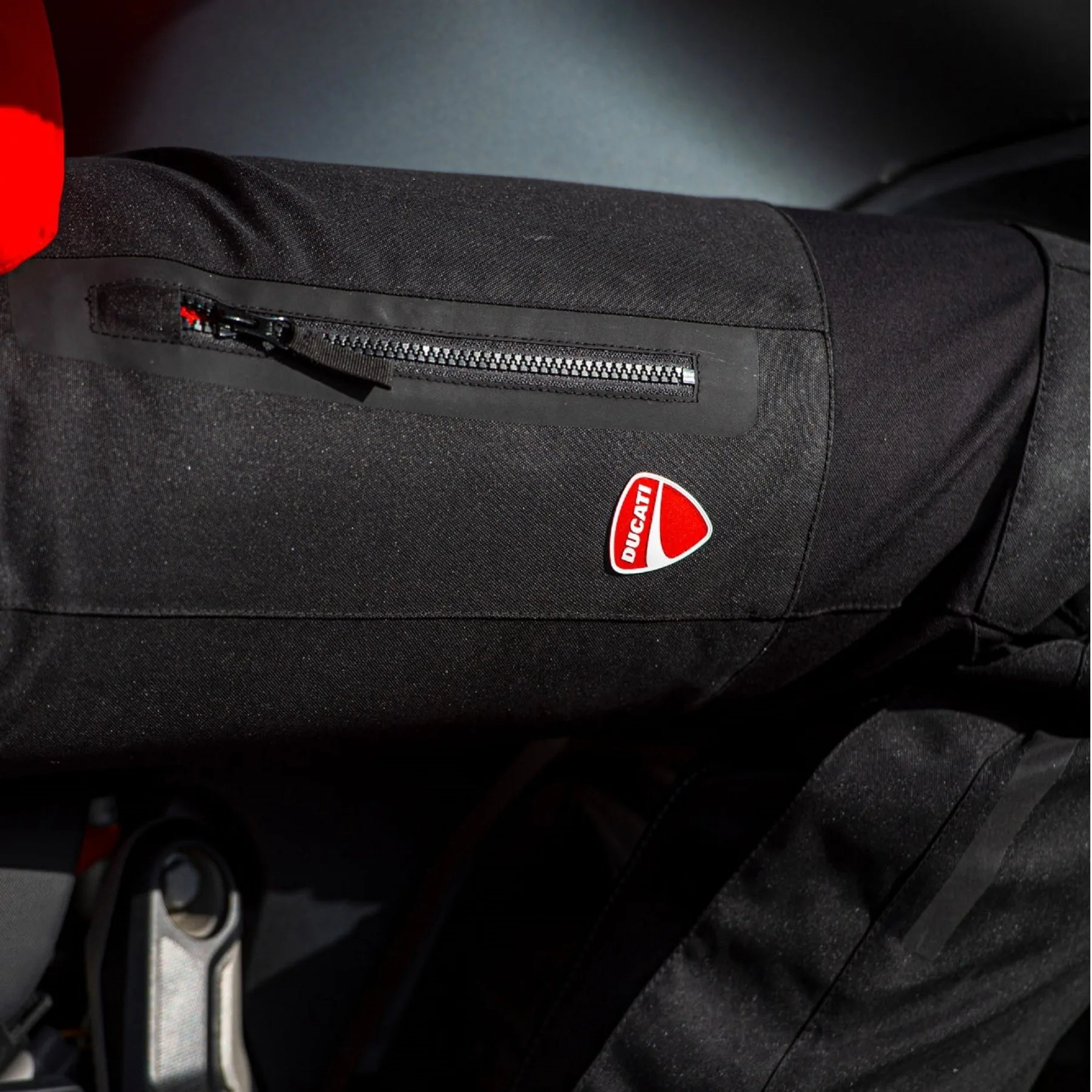 Ducati ženske motoristične hlače TOUR C4 TEX