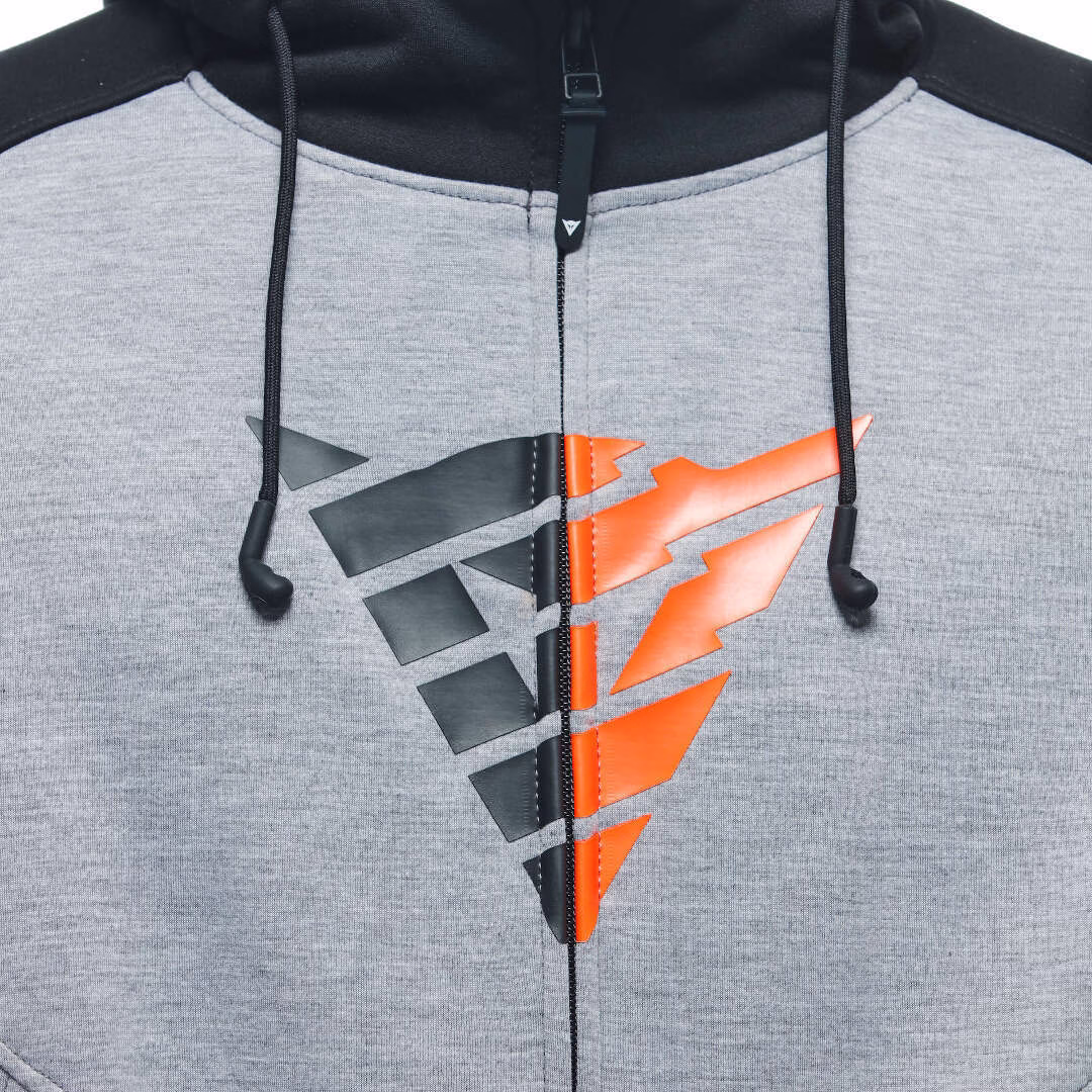 Dainese motoristična jopa DAEMON-X s ščitniki in kapuco