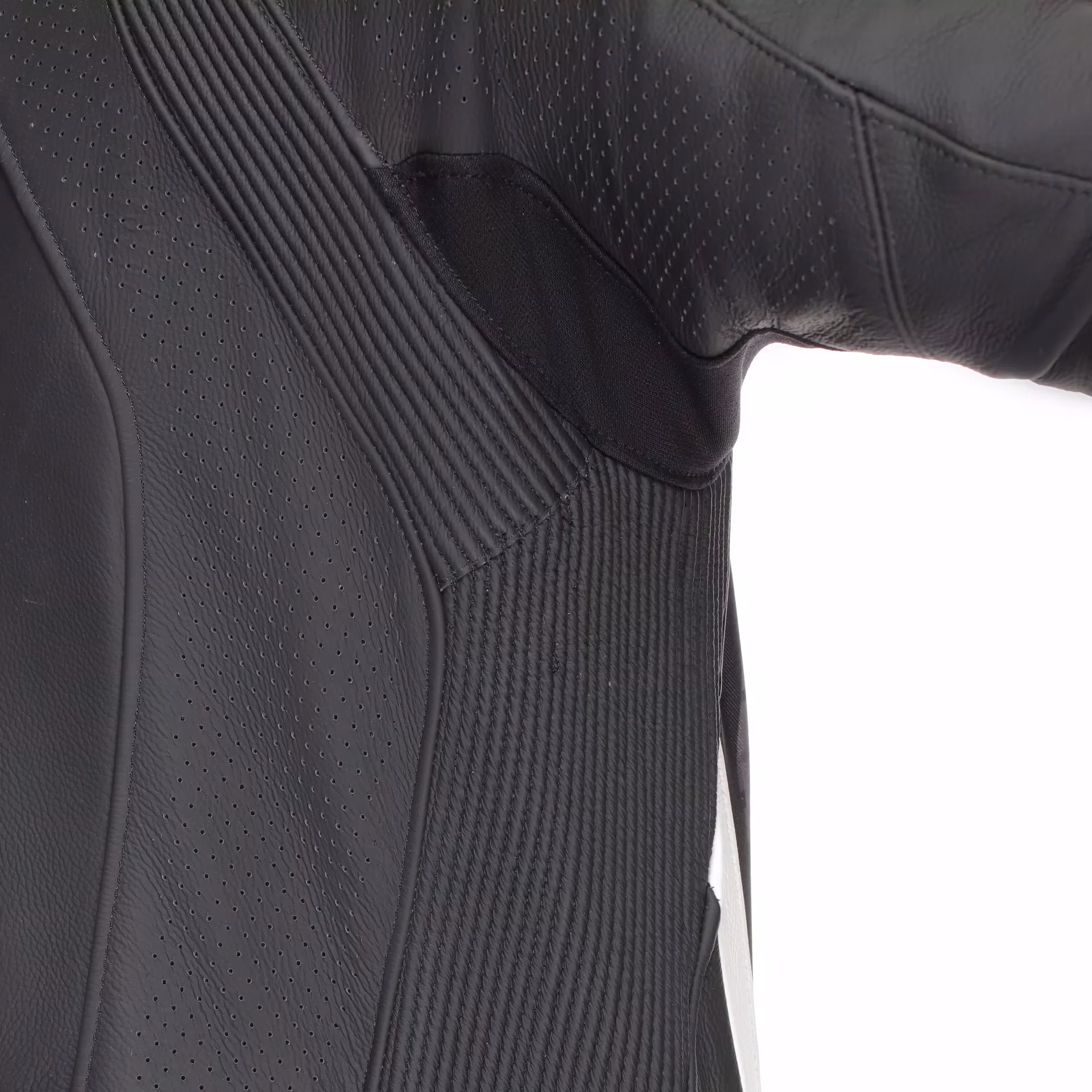 Dainese m. motoristični kombinezon LAGUNA SECA 1D V6 perforiran Črna/Bela/Siva 52