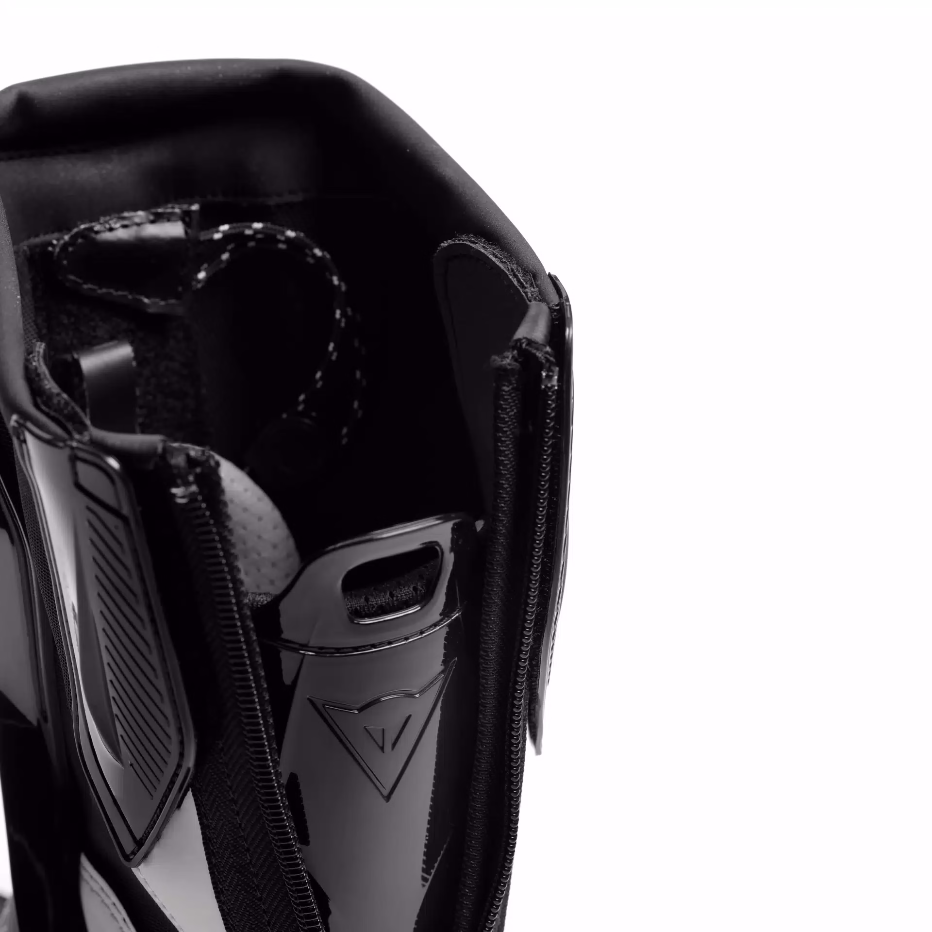 Dainese m. motoristični škornji TORQUE 4 Air Črna/Bela/Rdeča Fluo 45