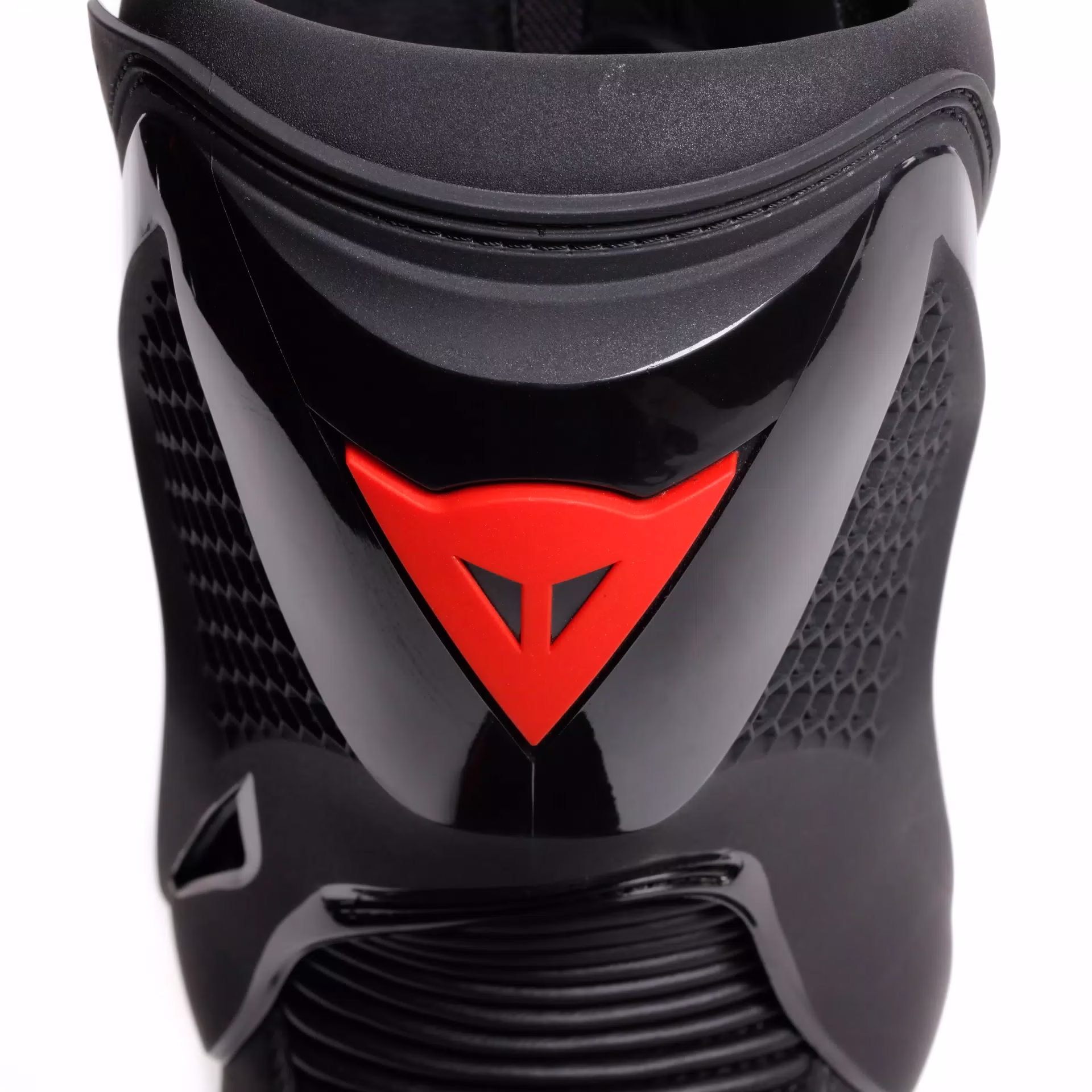 Dainese m. motoristični škornji TORQUE 4 Air Črna/Rdeča 46