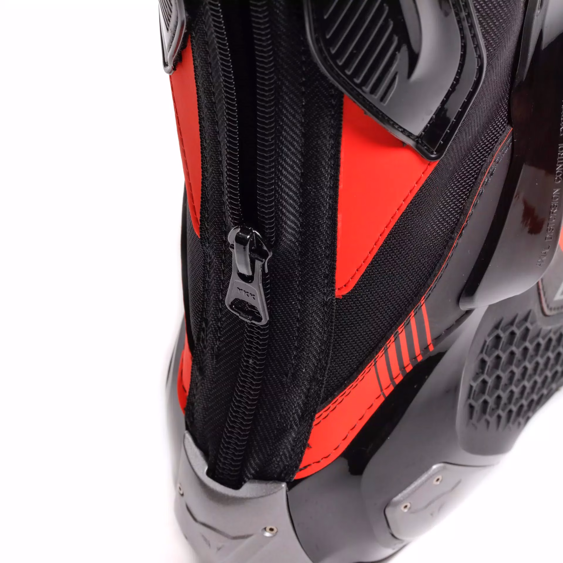 Dainese m. motoristični škornji TORQUE 4 Črna/Rdeča Fluo 40
