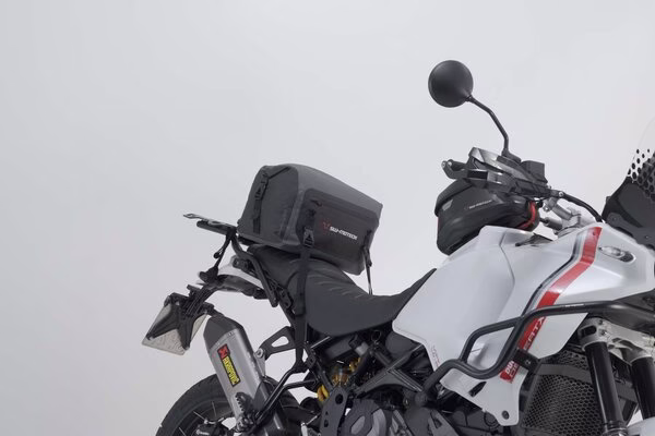 Motech torba za zadek 180 Drybag 18L Siva/Črna 18L