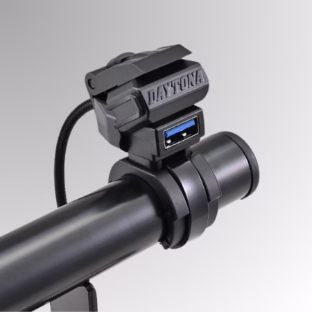 HS-Motoparts USB vtičnica Daytona Single 3.0 Quick Charge Črna