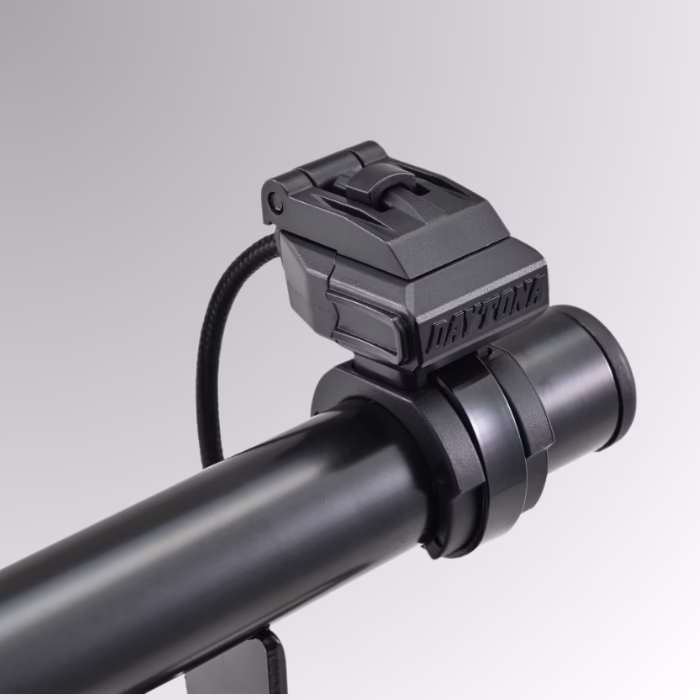 HS-Motoparts USB vtičnica Daytona Single 3.0 Quick Charge Črna