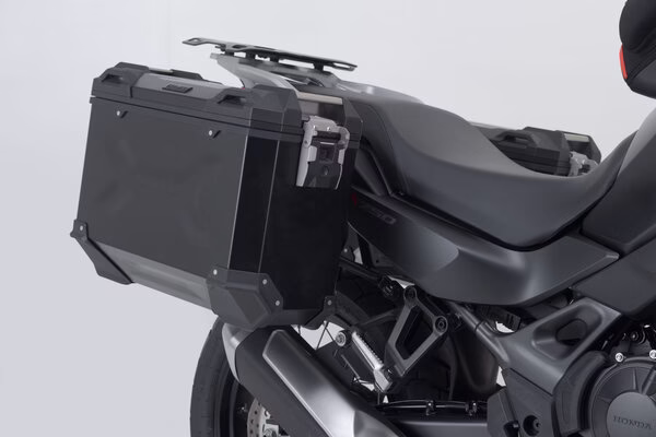 Motech stranski kovčki 37L - TRAX ADV Aluminium z nosilci za XL750 Transalp Črna 37L