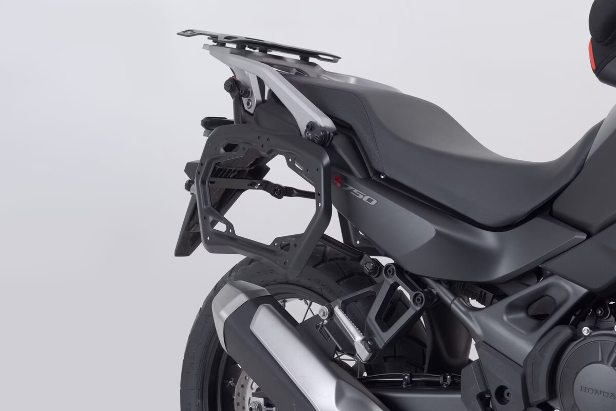 Motech stranski kovčki 37L - TRAX ADV Aluminium z nosilci za XL750 Transalp Črna 37L
