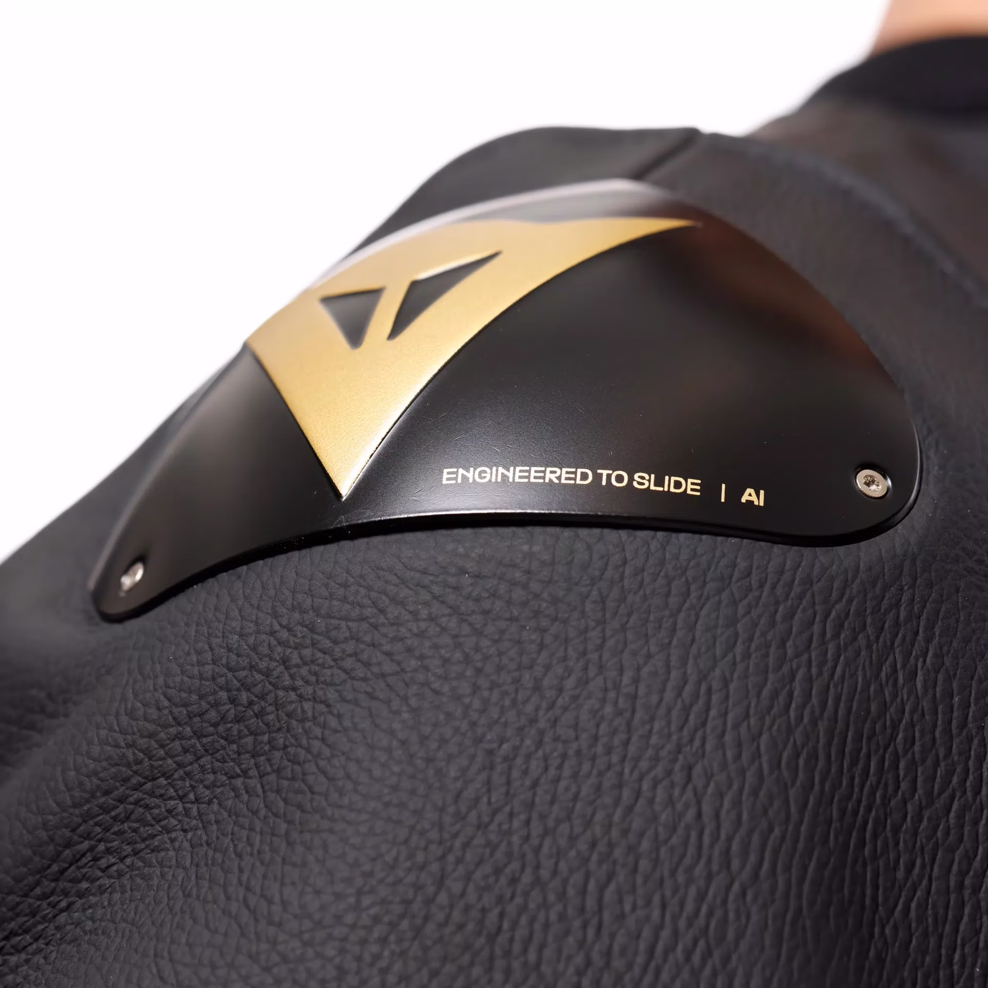 Dainese m. usnjena motoristična jakna RACING 5 Črna/Zlata 58