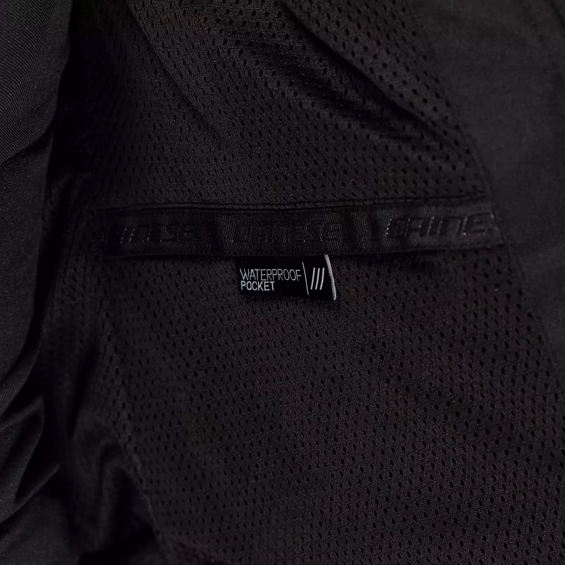 Dainese ž. motoristična jakna IGNITE 2 Tex Črna 50