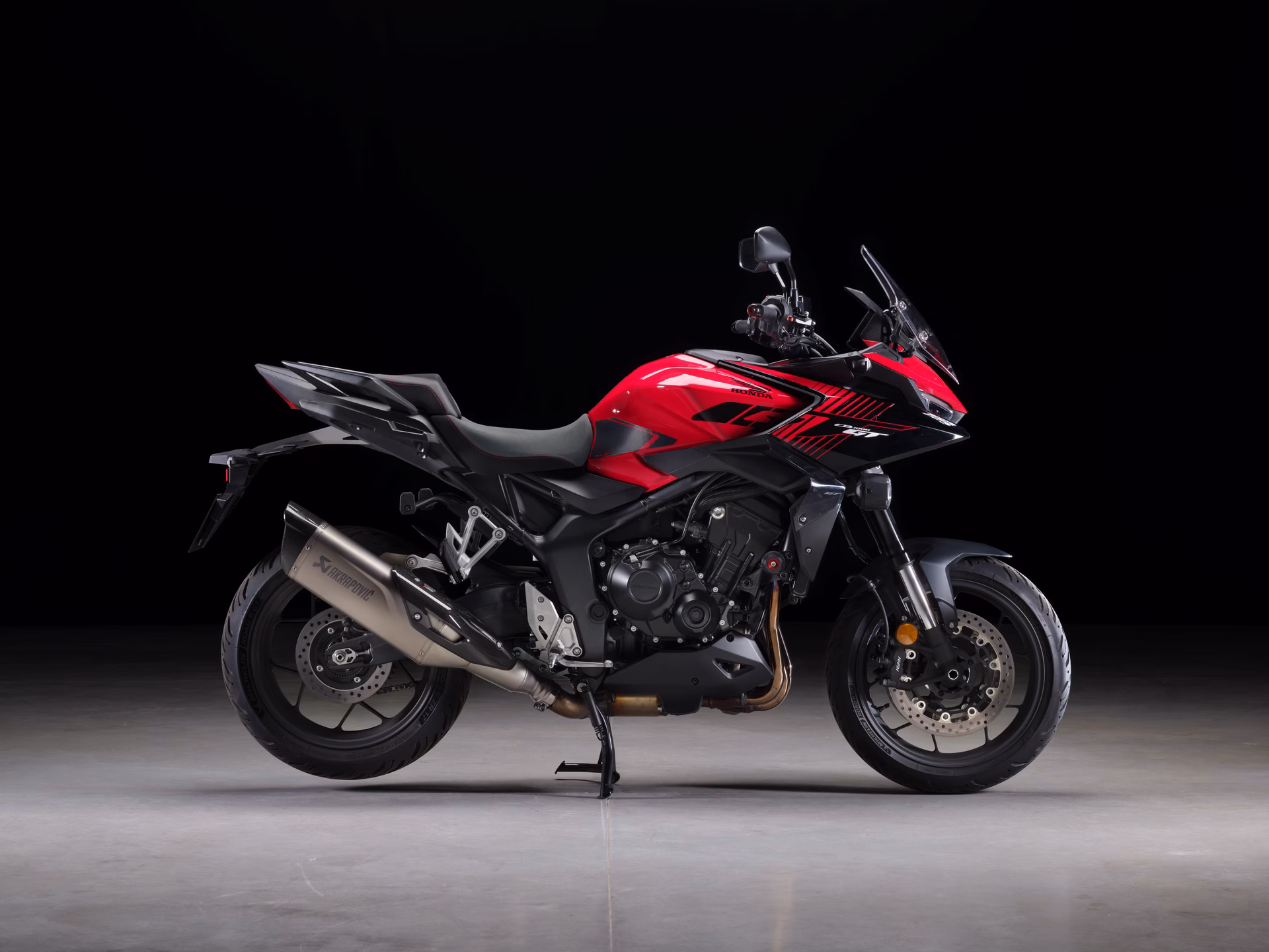 Akrapovič izpuh GT1000 Slip-on